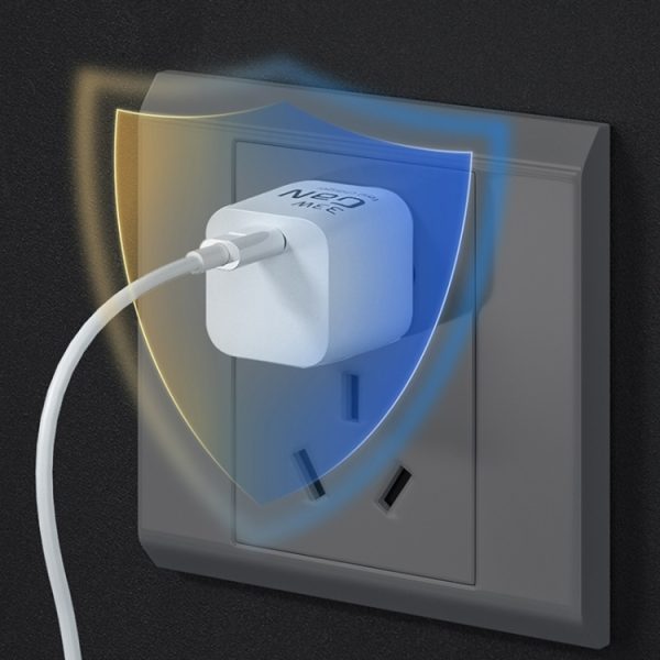 WK WP-U133 GAN 33W CUBE SUIKER GALLIUM NITRIDE-oplader met USB naar USB-C / TYPE-C-gegevenskabel, CN-stekker