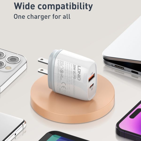 LDNIO Q229 QC3.0 / PD20W USB + Type-C snellader met 1m Type-C naar Type-C kabel, EU Plug, UK Plug, US Plug