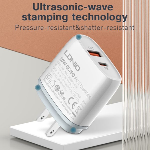 LDNIO Q229 QC3.0 / PD20W USB + Type-C snellader met 1m Type-C naar Type-C kabel, EU Plug, UK Plug, US Plug