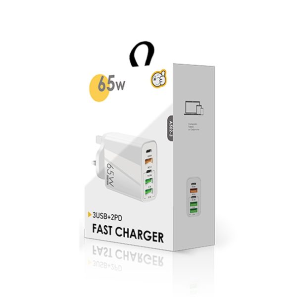 65W Dual PD Type-C + 3 x USB Multi Port Charger met 3A USB naar Type-C datakabel, VK-stekker, UK Plug + USB to Type-C Cable